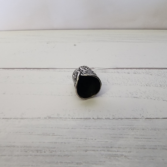 ANTIQUE 1916-1936  LONDON ENGLAND SEWING STERLING SILVER THIMBLE 8.8 Gr - Picture 7 of 7